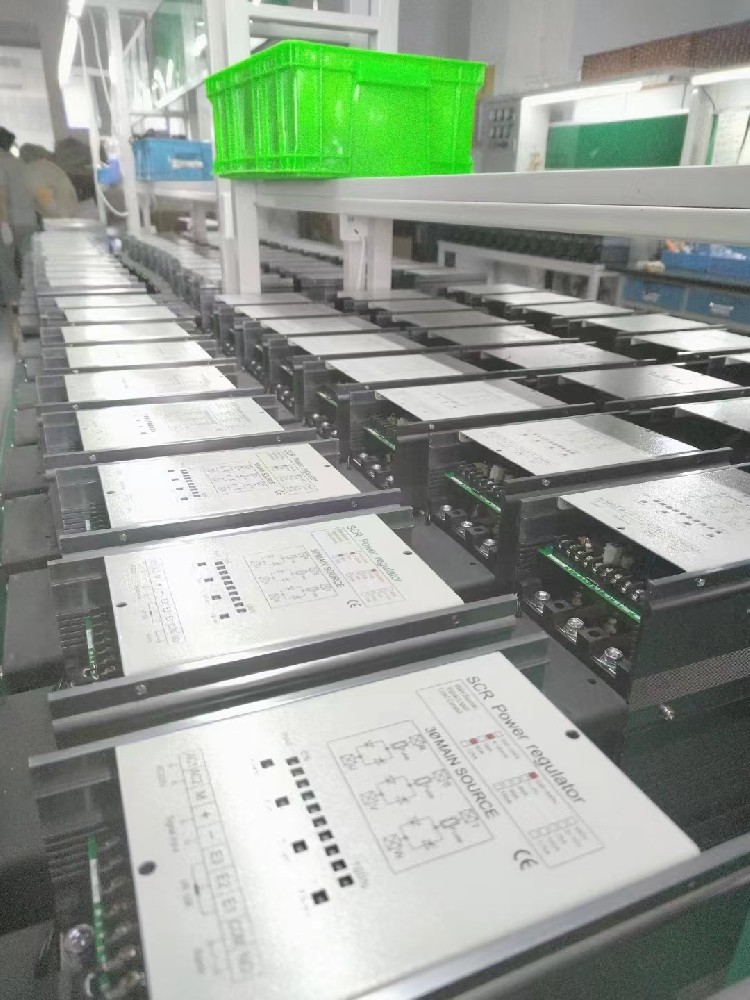 电力调解器的控制算法对其动态响应性能有多大的提升作用？？