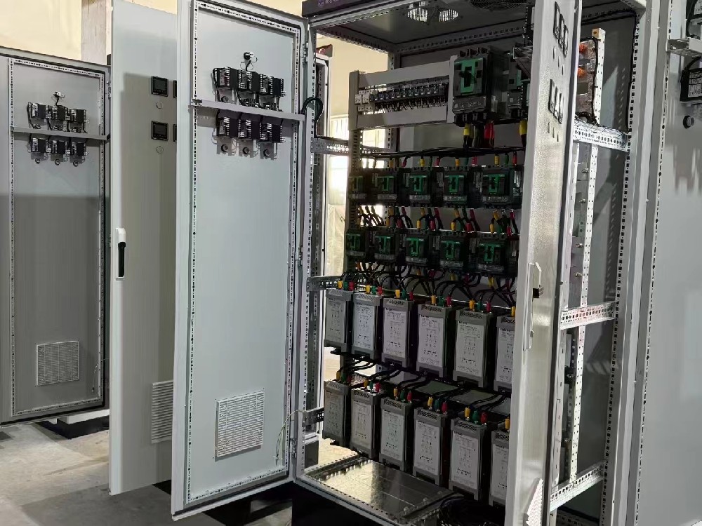 在轨道交通的供电系统中，，，，电力调解器的应用有哪些奇异之处？？