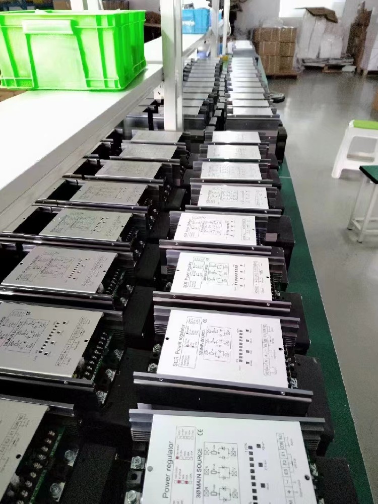 多台电力调解器同时使用时，，，，相互之间爆发电磁滋扰，，，，导致部分装备事情异常，，，，怎样消除滋扰？？？